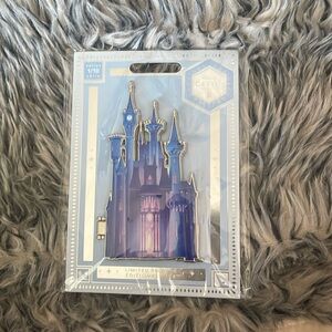 Disney Castle Collection Pin. Cinderella